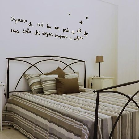 A Casuccia Apartment Monopoli Luaran gambar